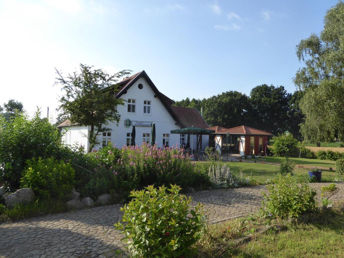 Landgasthaus Zur Muehlenwirtin Петерсгаген Екстер'єр фото